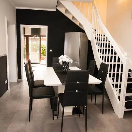 Casa de Férias Zum Kautzchen Nossentiner Huette